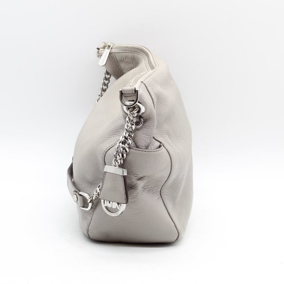 Michael Kors Chandler Large Convertible Leather Shoulder Bag in Pearl Gray - Picture 4 of 9